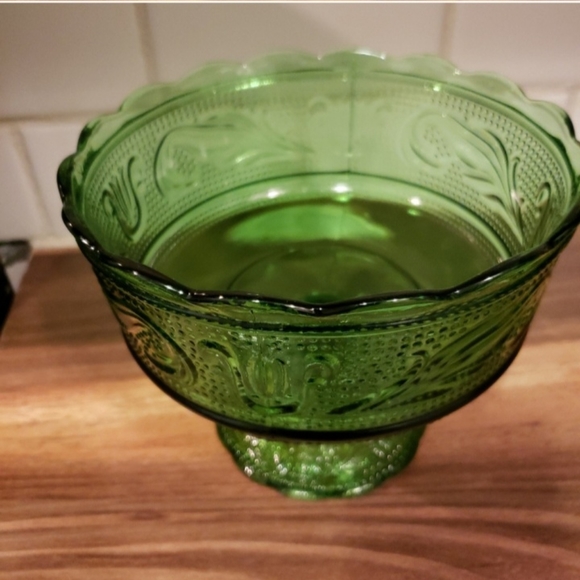 Vintage E.O.Brody Green Depression Glass Dish - Picture 2 of 6